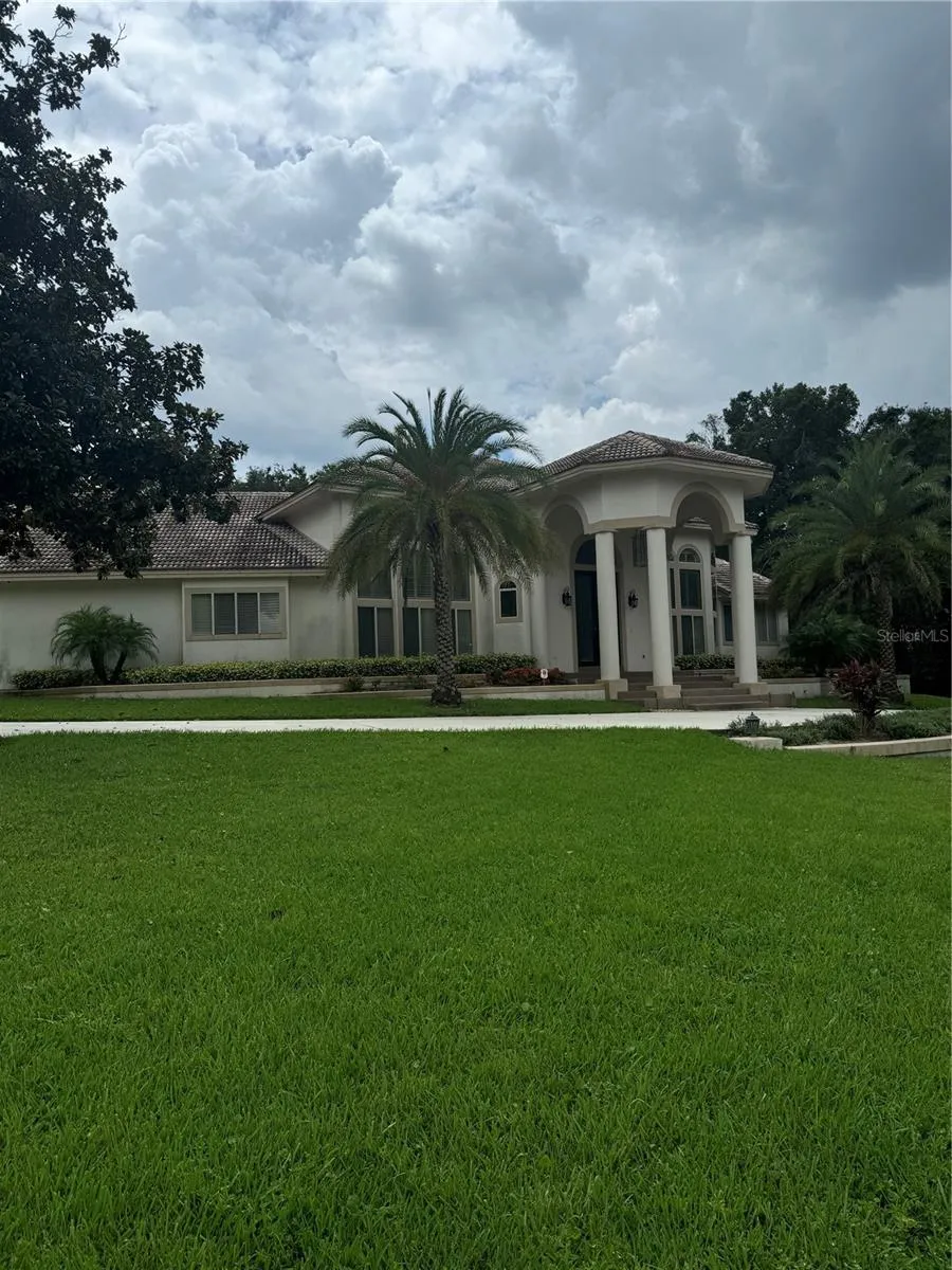 1040 SWEETWATER CLUB BOULEVARD Longwood, FL 32779