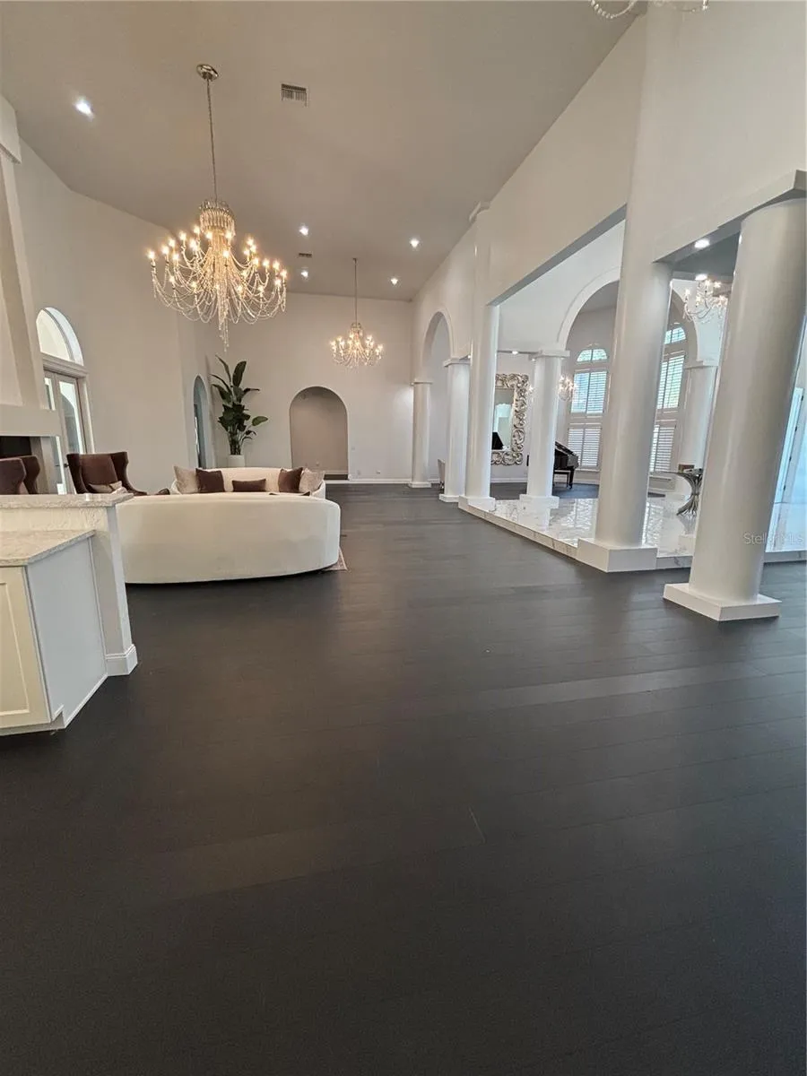 1040 SWEETWATER CLUB BOULEVARD Longwood, FL 32779