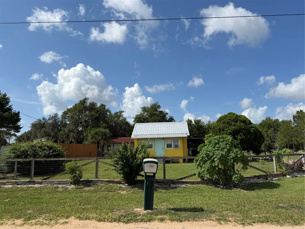 3900 CHALET SUZANNE DRIVE Lake Wales, FL 33859