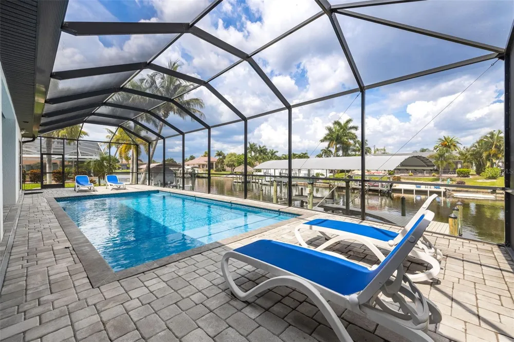 3619 SE 16TH PLACE Cape Coral, FL 33904
