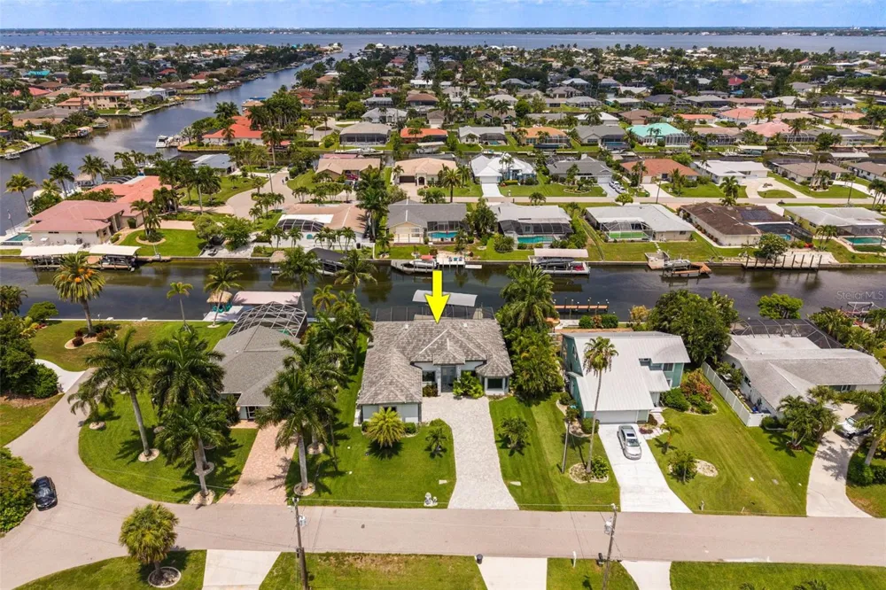 3619 SE 16TH PLACE Cape Coral, FL 33904