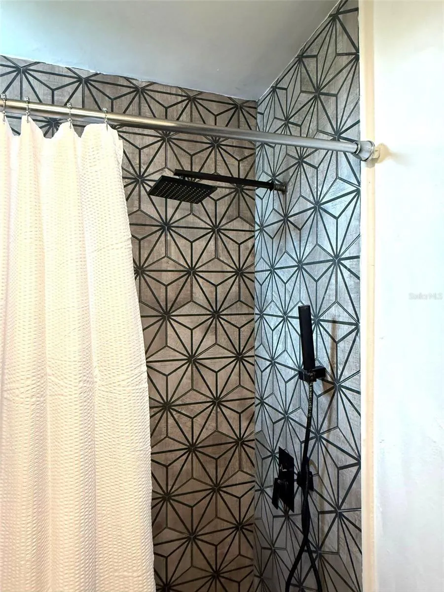 COLONIA SANTA MARIA COSTA BRAVA CONDOMINIUM #8-401 Ceiba, PR 00735