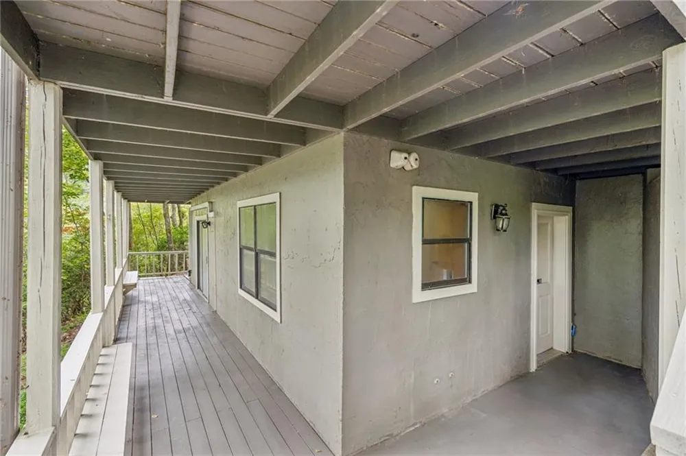4113 White Oak Drive Hiawassee, GA 30546