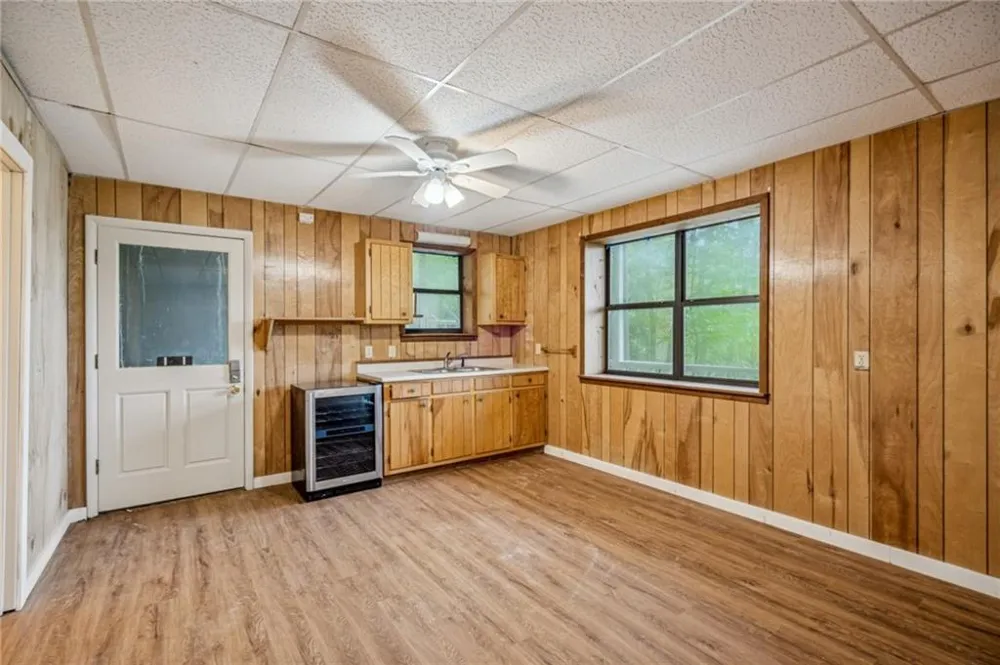 4113 White Oak Drive Hiawassee, GA 30546