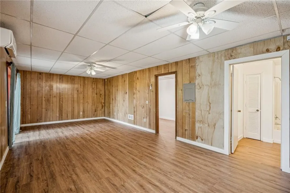 4113 White Oak Drive Hiawassee, GA 30546