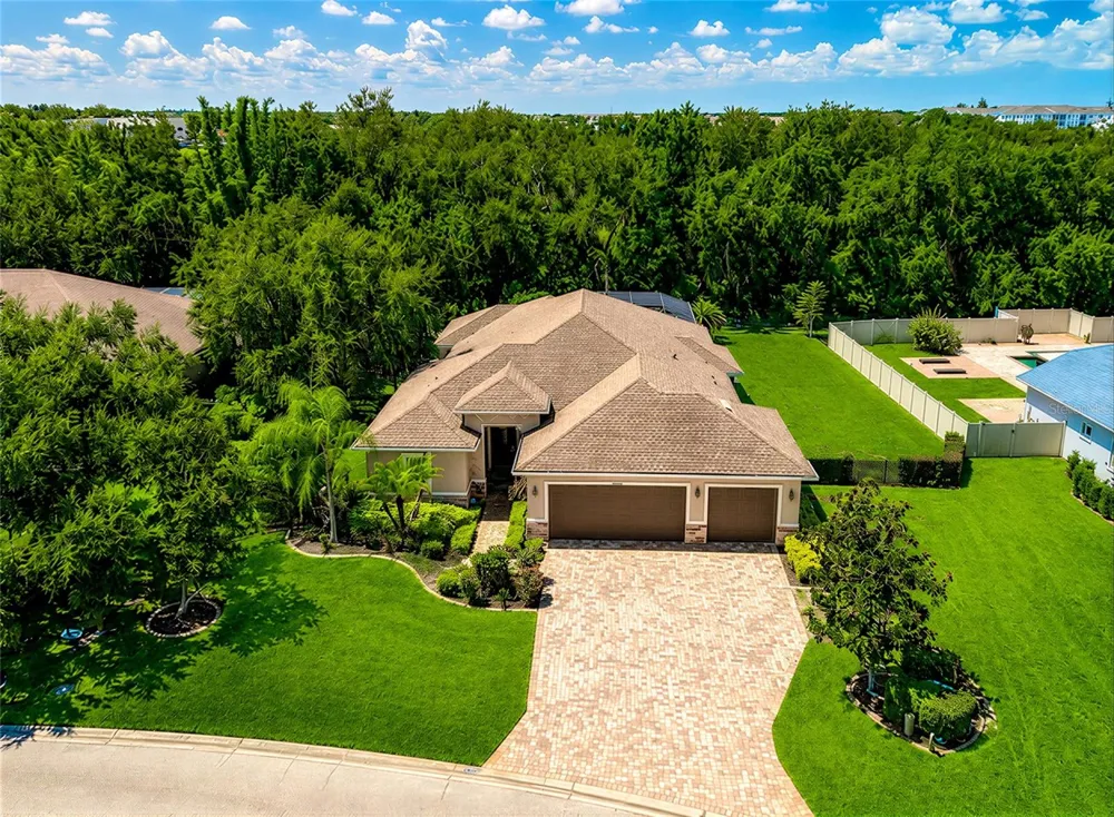 15208 21ST AVENUE E Bradenton, FL 34212