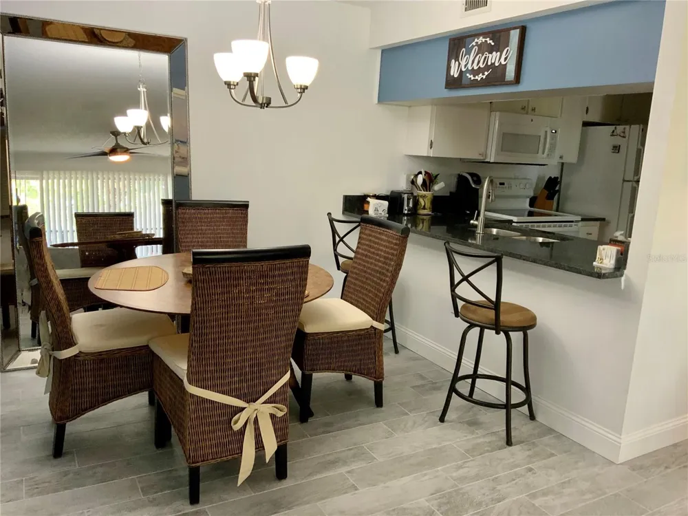 3213 BENEVA ROAD #204 Sarasota, FL 34232