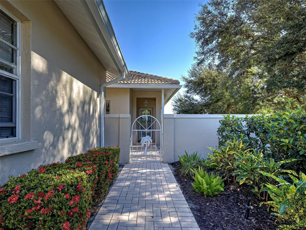 1275 BERKSHIRE CIRCLE Venice, FL 34292