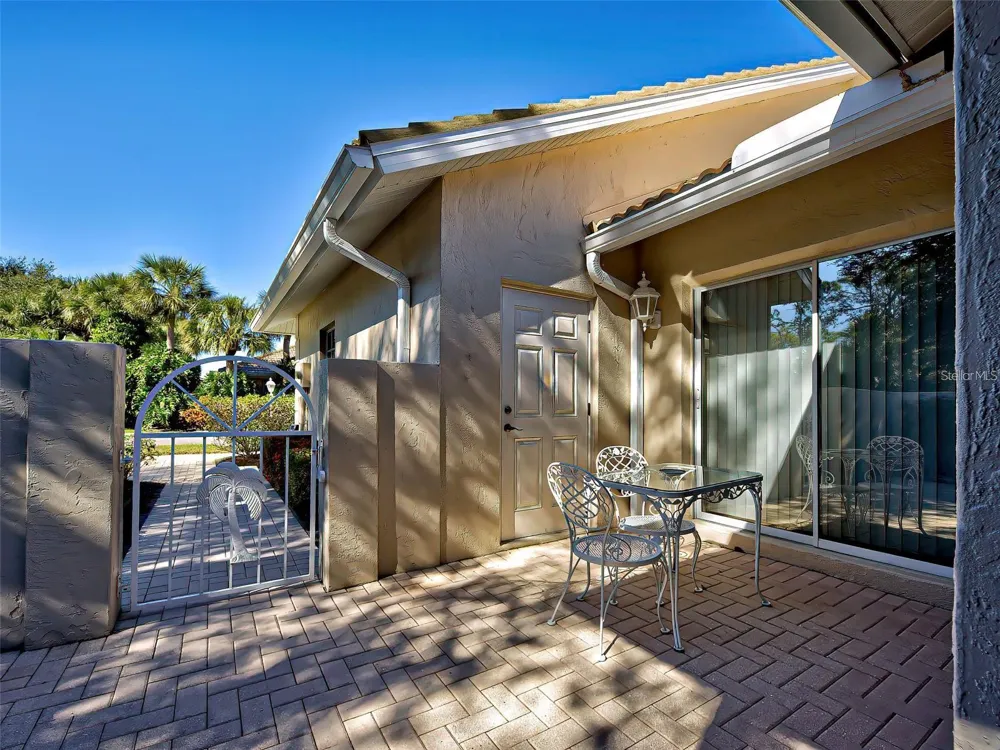1275 BERKSHIRE CIRCLE Venice, FL 34292