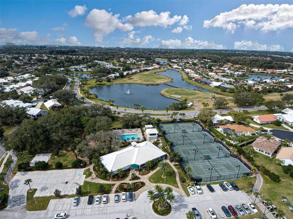 1275 BERKSHIRE CIRCLE Venice, FL 34292