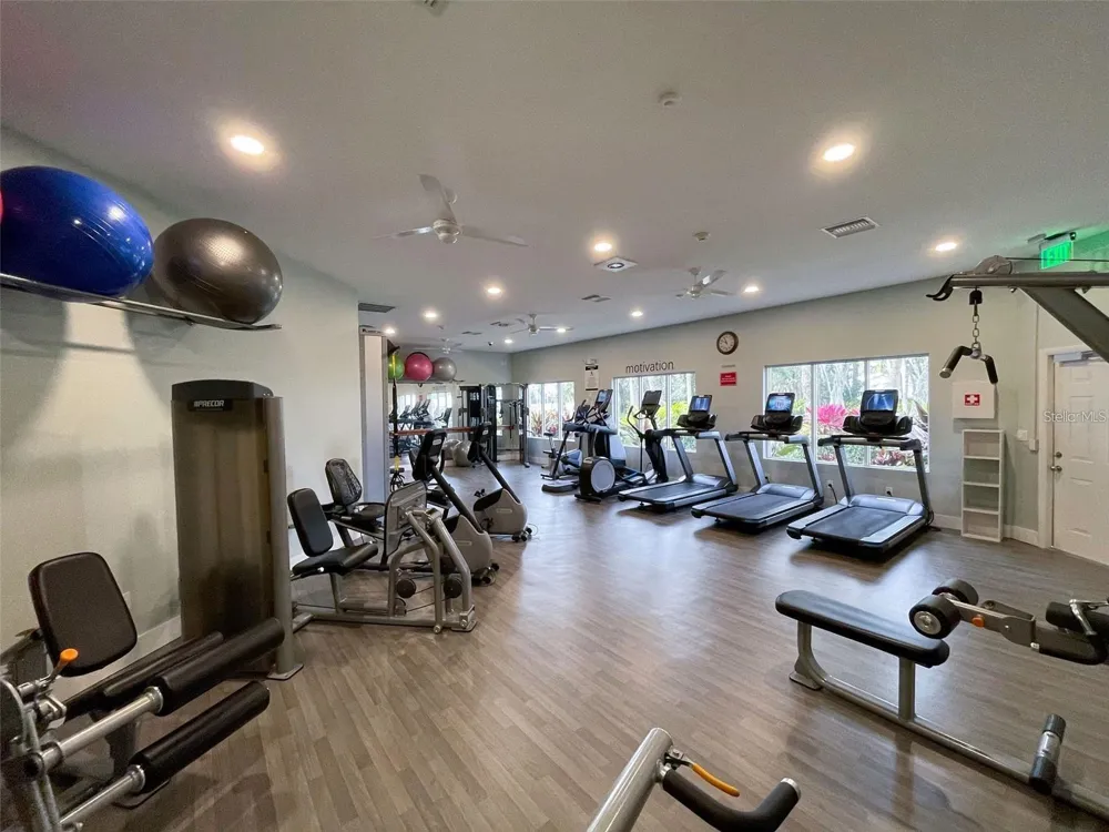 1275 BERKSHIRE CIRCLE Venice, FL 34292