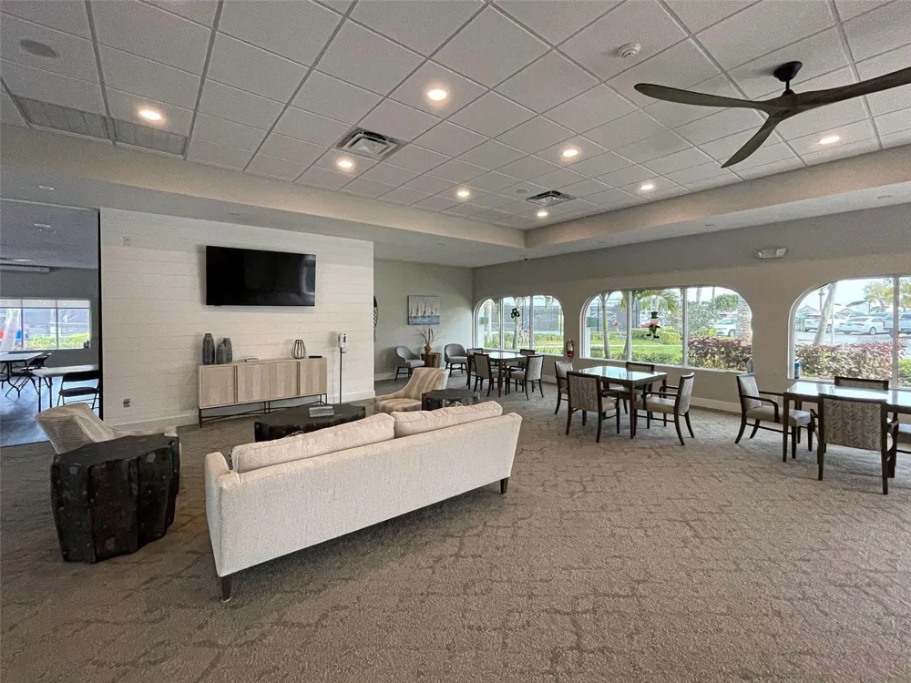 1275 BERKSHIRE CIRCLE Venice, FL 34292