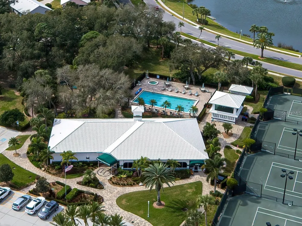 1275 BERKSHIRE CIRCLE Venice, FL 34292