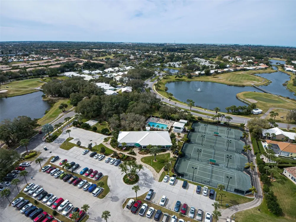 1275 BERKSHIRE CIRCLE Venice, FL 34292