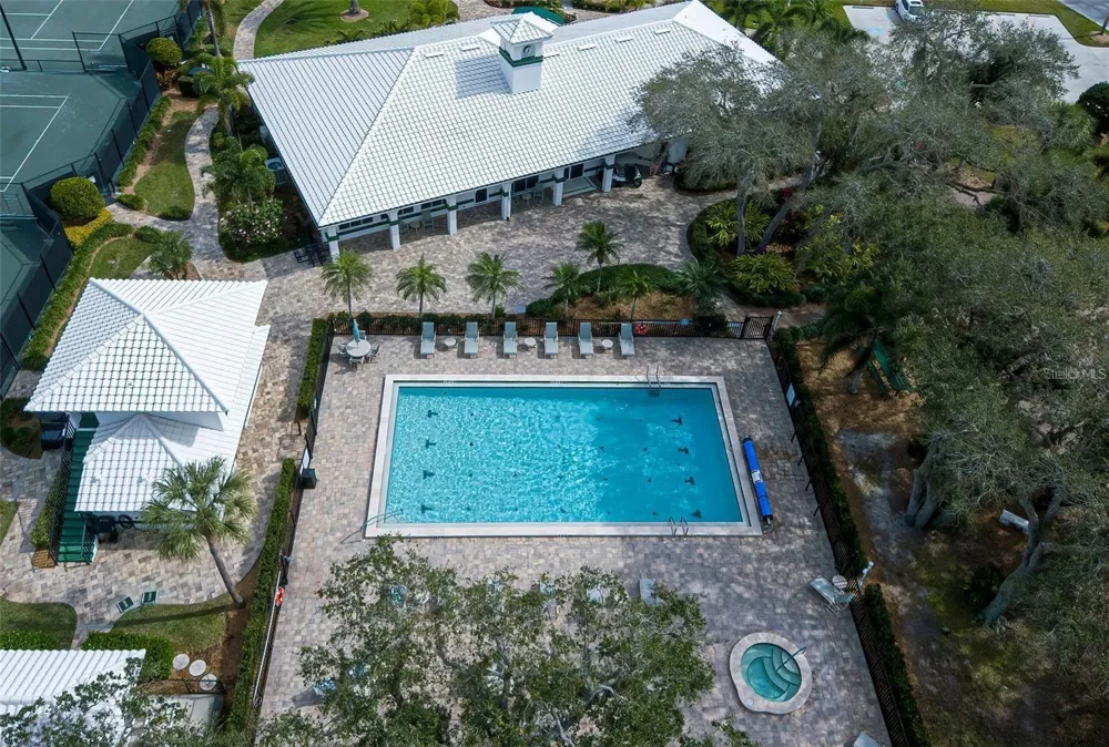 1275 BERKSHIRE CIRCLE Venice, FL 34292