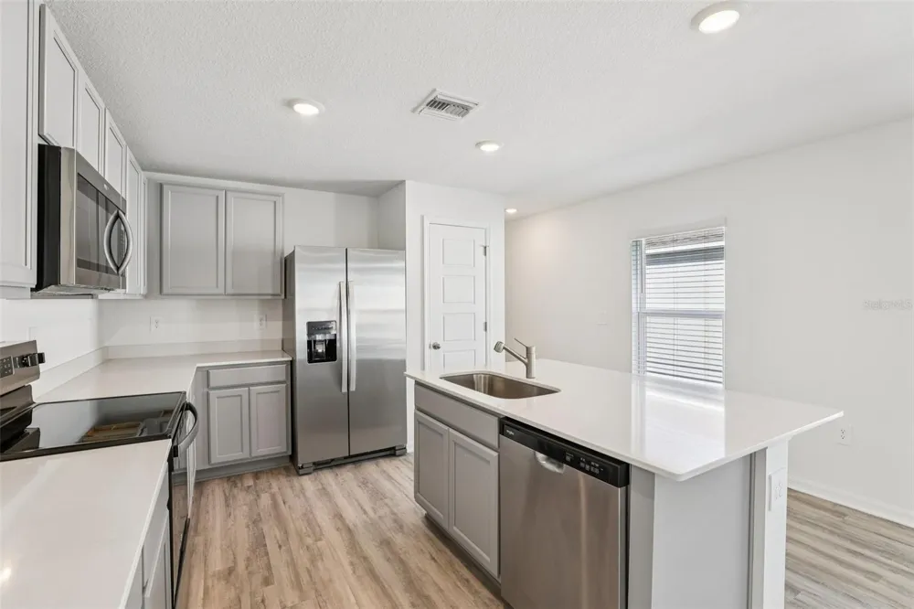 1193 CUMBERLAND TRAIL DRIVE Lake Hamilton, FL 33851