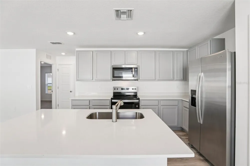 1193 CUMBERLAND TRAIL DRIVE Lake Hamilton, FL 33851