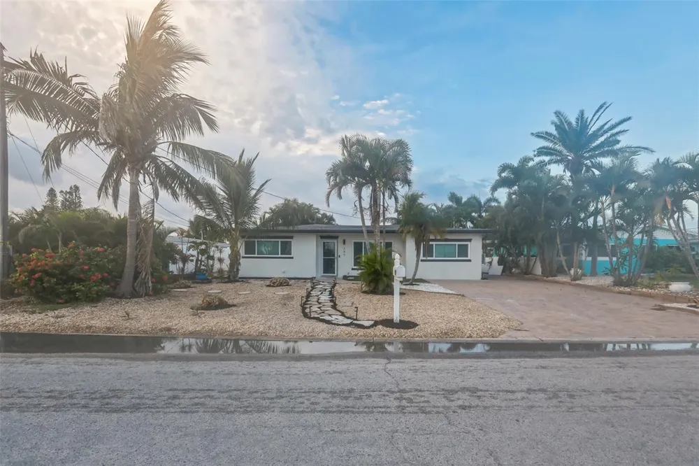 747 PRUITT DRIVE Madeira Beach, FL 33708