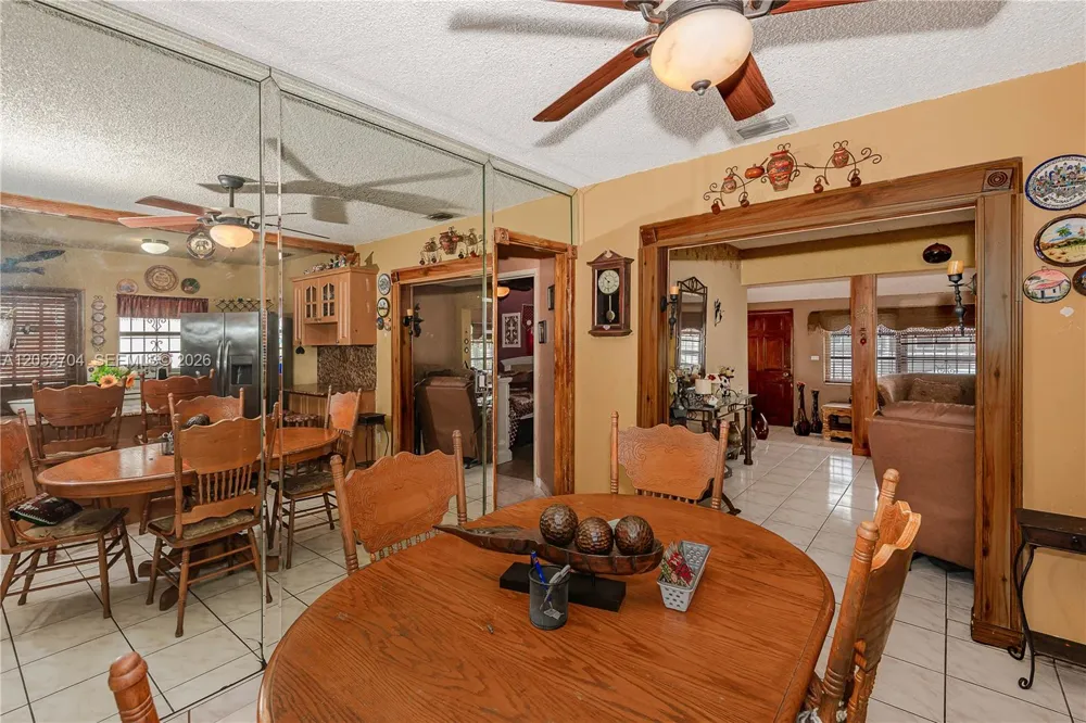 225 E 43rd St Hialeah, FL 33013
