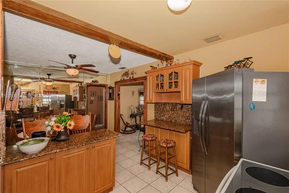 225 E 43rd St Hialeah, FL 33013