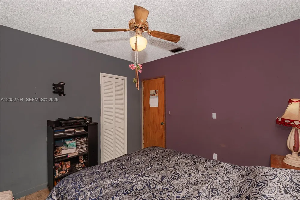 225 E 43rd St Hialeah, FL 33013