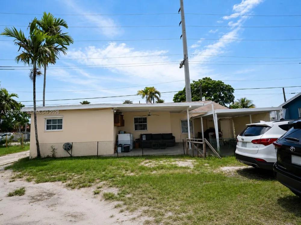 765 W 23rd St #1 Hialeah, FL 33010