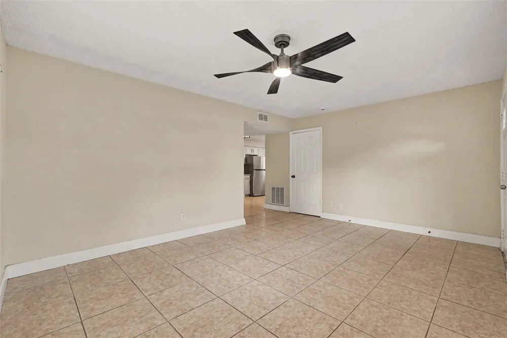 5733 66TH LANE St Petersburg, FL 33709