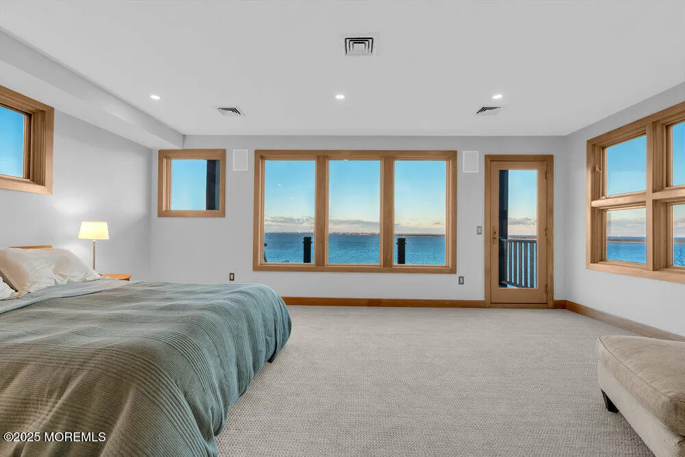 18 Belvidere Road Atlantic Highlands, NJ 07716