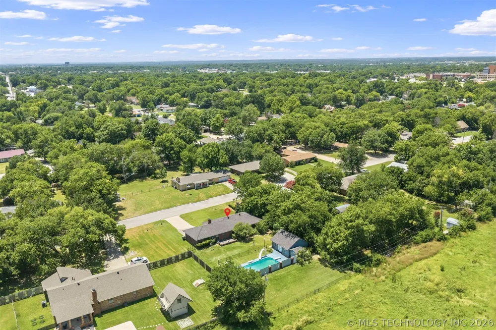 617 Wallace NW Ardmore, OK 73401