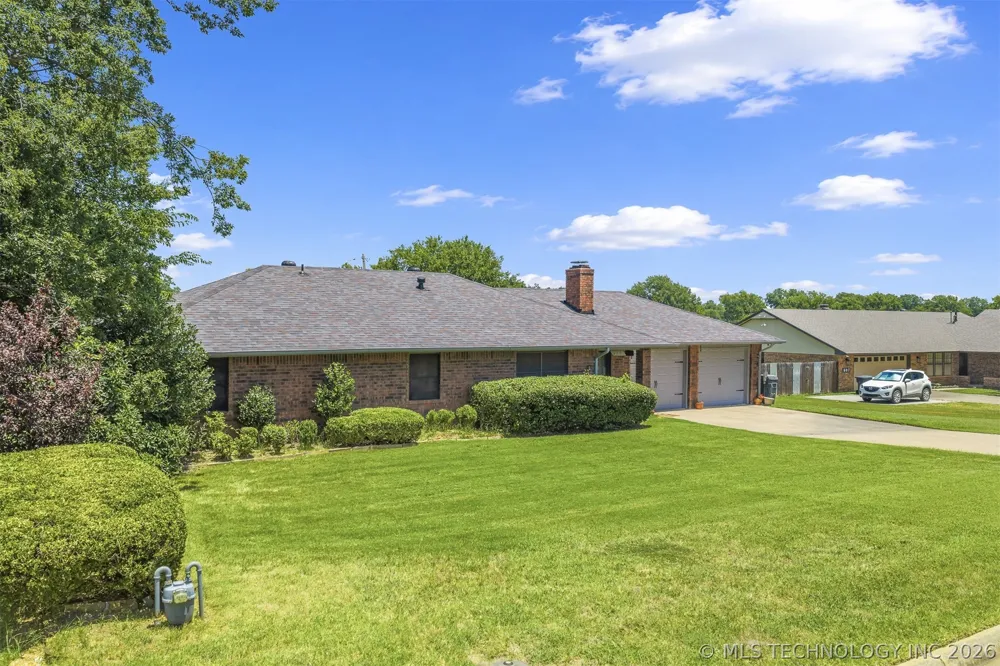617 Wallace NW Ardmore, OK 73401