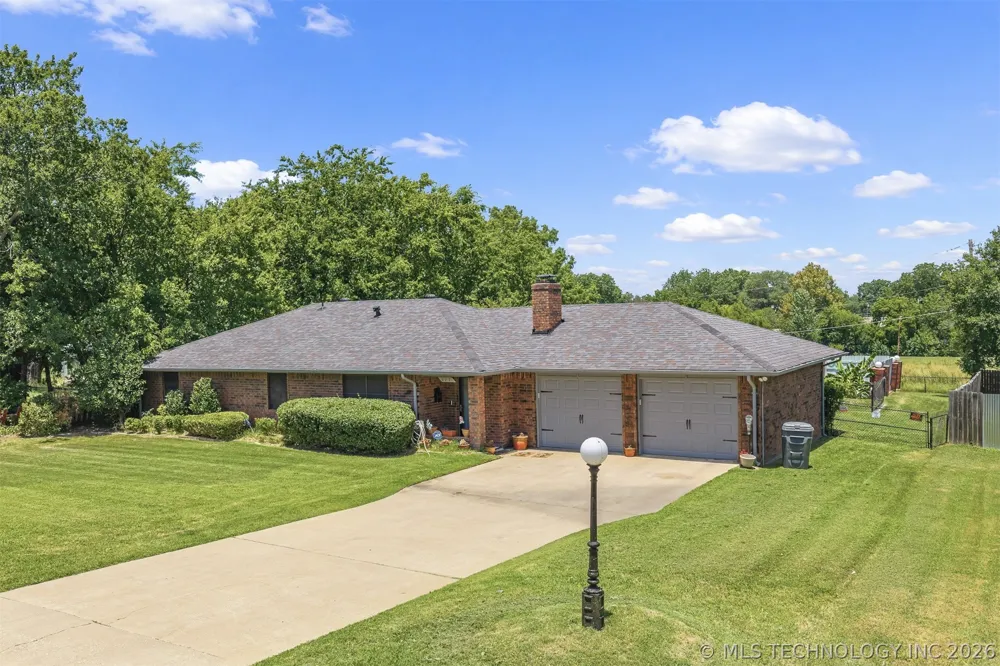 617 Wallace NW Ardmore, OK 73401