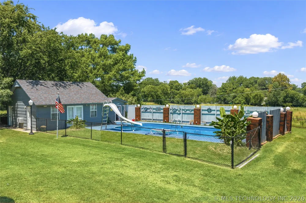 617 Wallace NW Ardmore, OK 73401