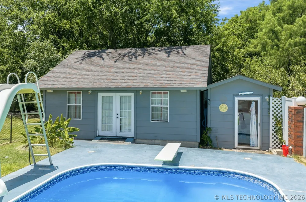 617 Wallace NW Ardmore, OK 73401