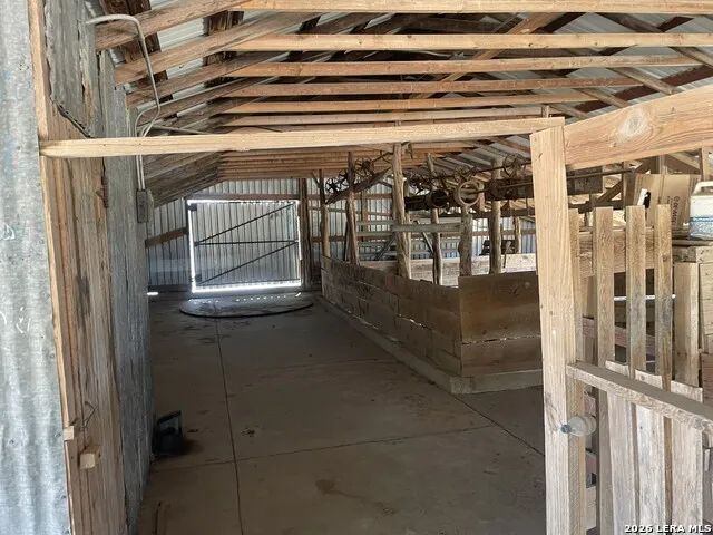 21 HIGH LONESOME RANCH Comstock, TX 78837