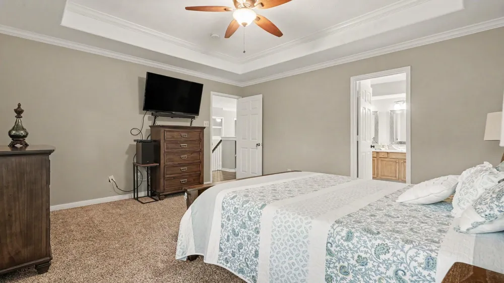 1927 Pinewood Court Baytown, TX 77521