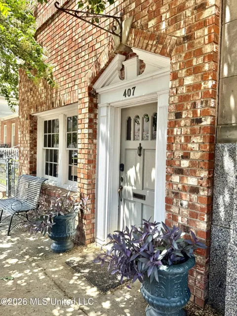 407 Franklin Street