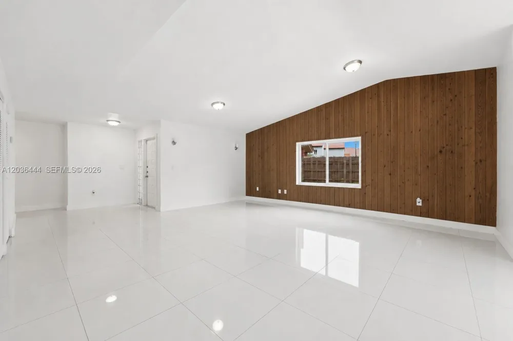 13263 SW 9th Ter Miami, FL 33184