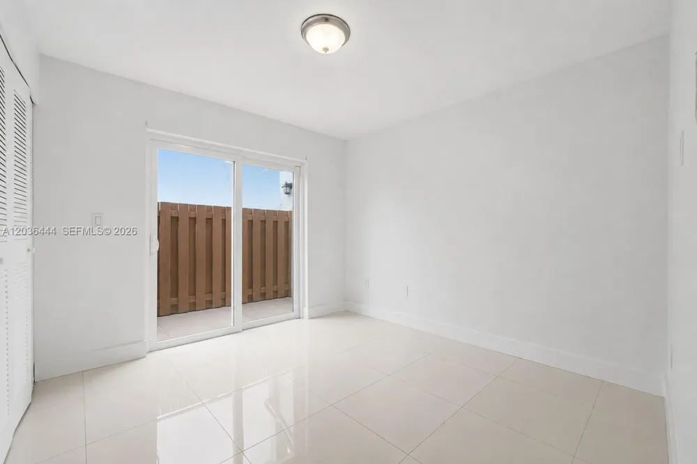 13263 SW 9th Ter Miami, FL 33184
