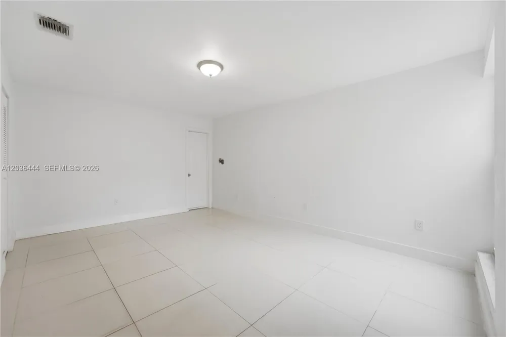 13263 SW 9th Ter Miami, FL 33184