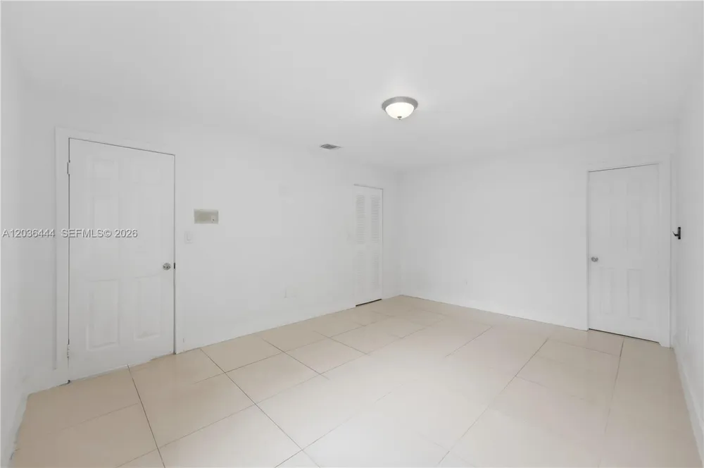 13263 SW 9th Ter Miami, FL 33184