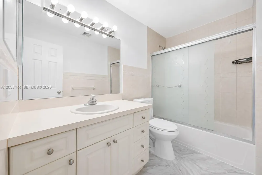 13263 SW 9th Ter Miami, FL 33184