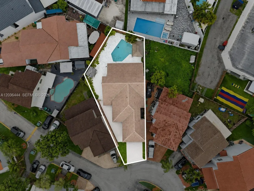13263 SW 9th Ter Miami, FL 33184