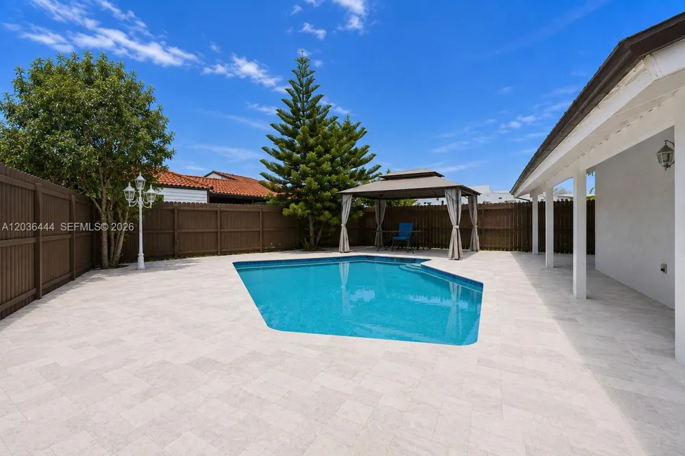 13263 SW 9th Ter Miami, FL 33184