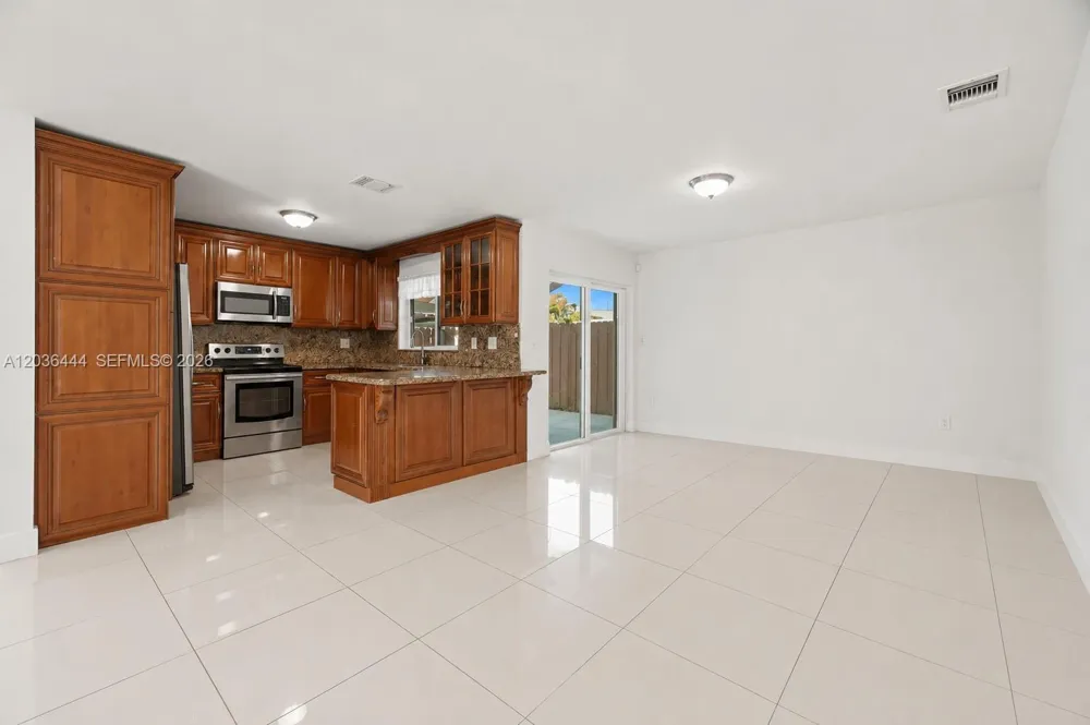 13263 SW 9th Ter Miami, FL 33184