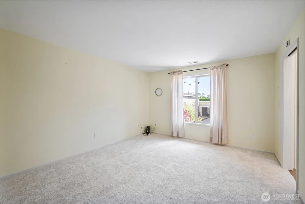575 Peardale Lane #11 Longview, WA 98632