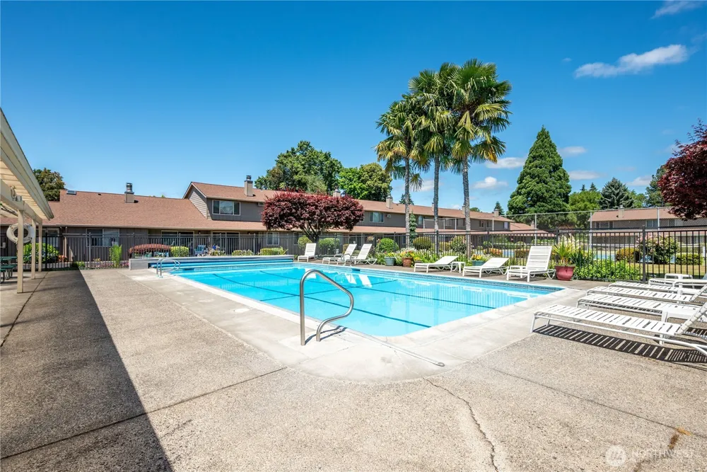 575 Peardale Lane #11 Longview, WA 98632