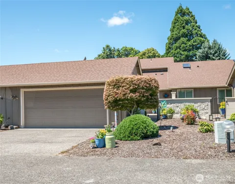 575 Peardale Lane #11