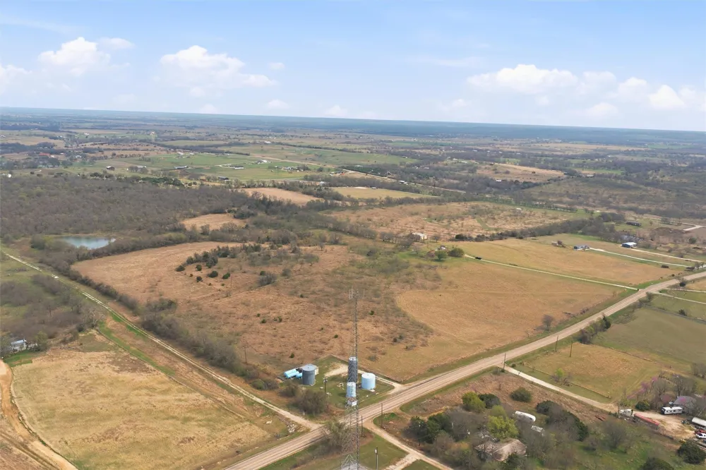 41 Eddy Gatesville Parkway Moody, TX 76557