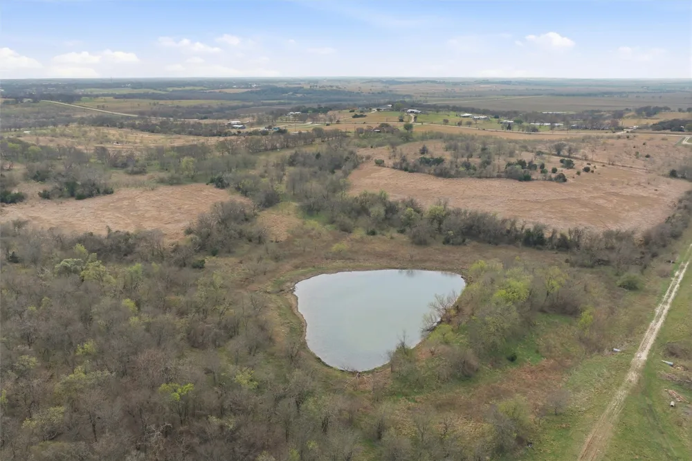 41 Eddy Gatesville Parkway Moody, TX 76557
