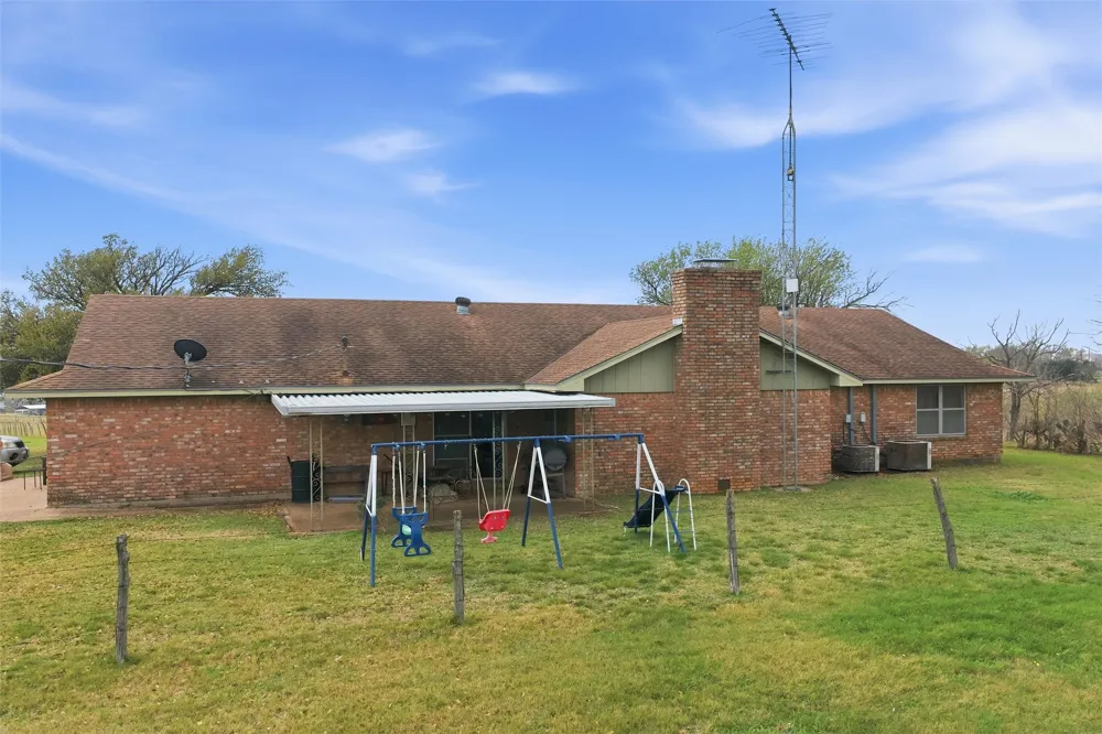 41 Eddy Gatesville Parkway Moody, TX 76557